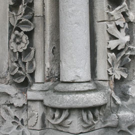 Porte rouge de Notre-Dame de Paris